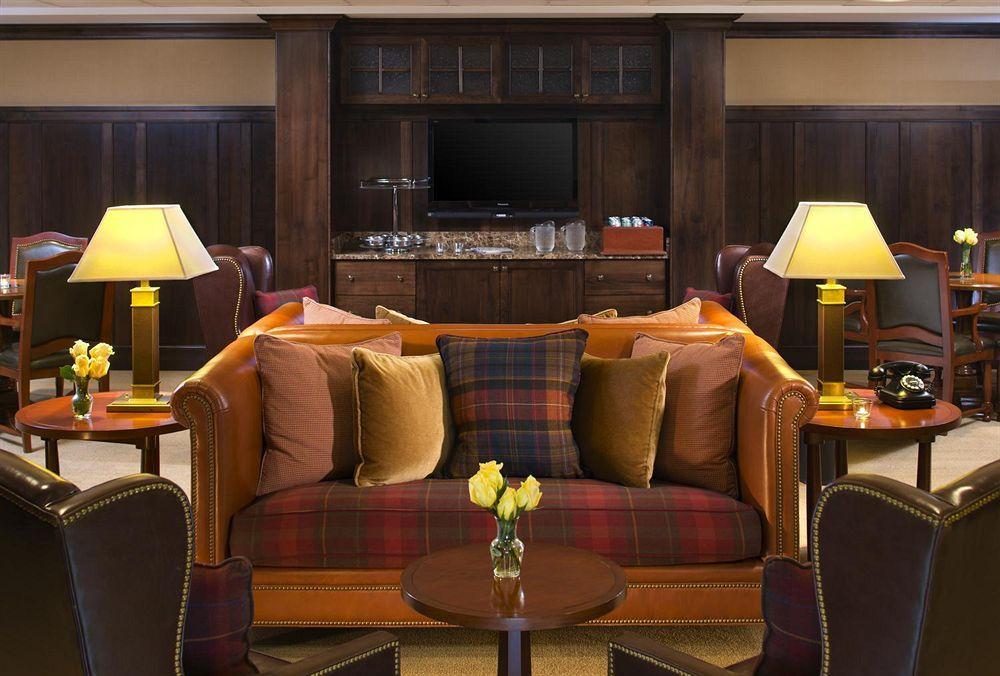 Sheraton Hotel Minneapolis Midtown Екстериор снимка