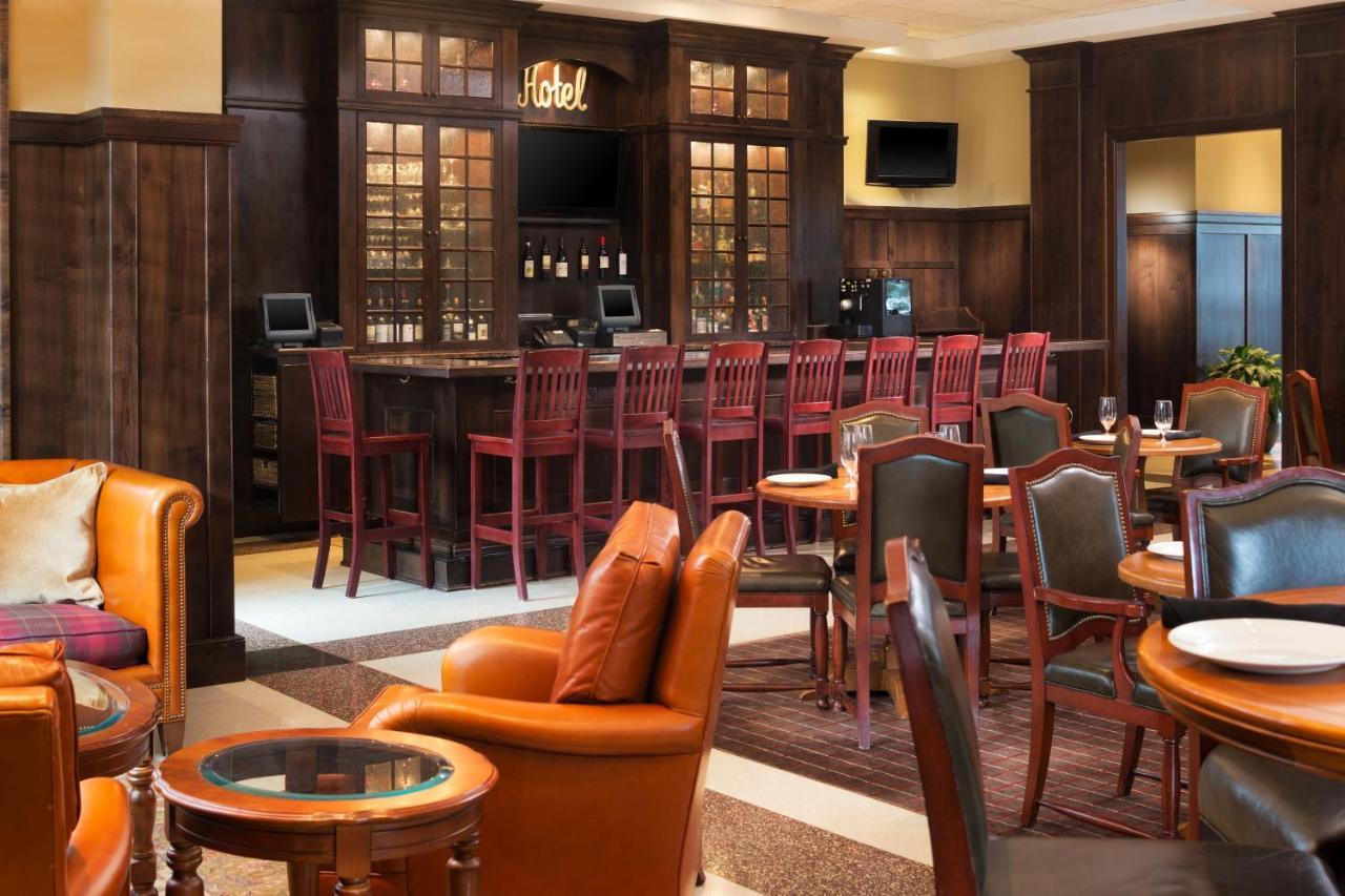 Sheraton Hotel Minneapolis Midtown Екстериор снимка